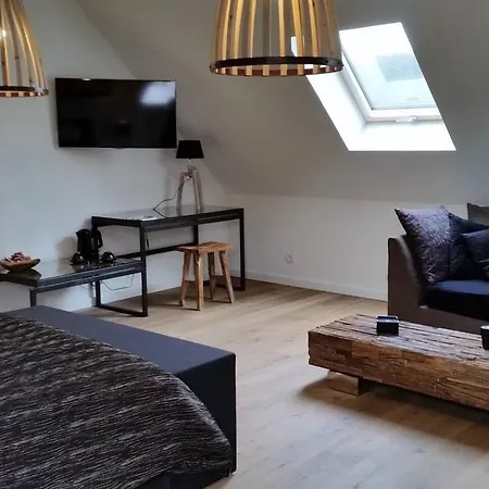 La Douceur De La Miclette Bed & Breakfast