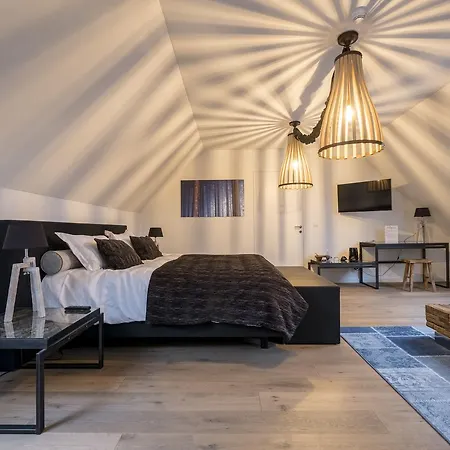 La Douceur De La Miclette Bed & Breakfast