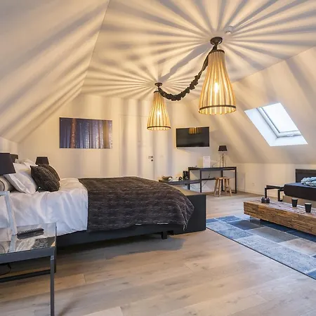 La Douceur De La Miclette Bed & Breakfast