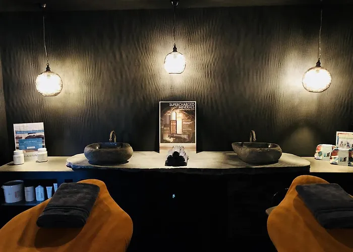 La Douceur De La Miclette Bed & Breakfast 4*